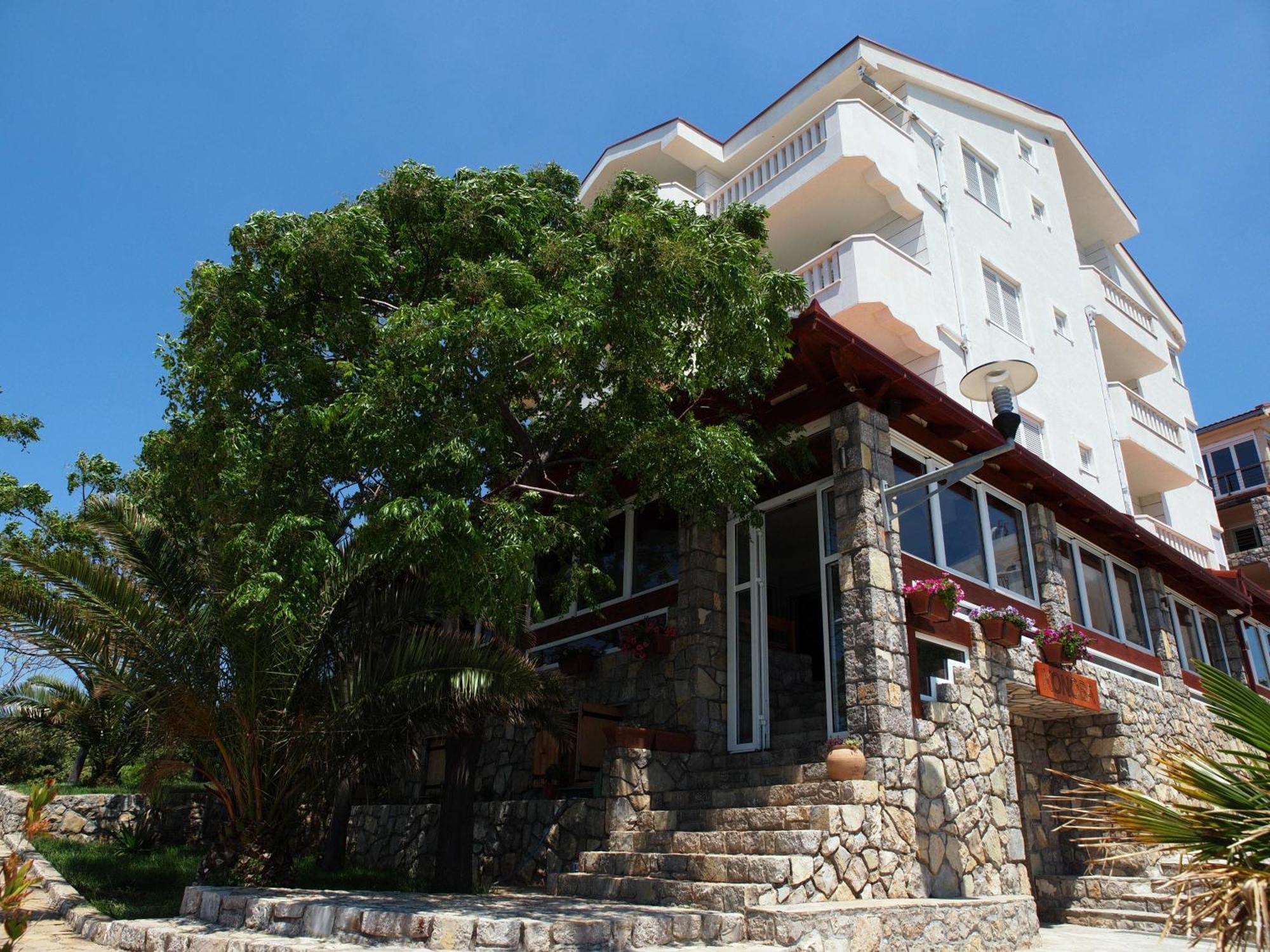 Hotel R Utjeha Exterior foto